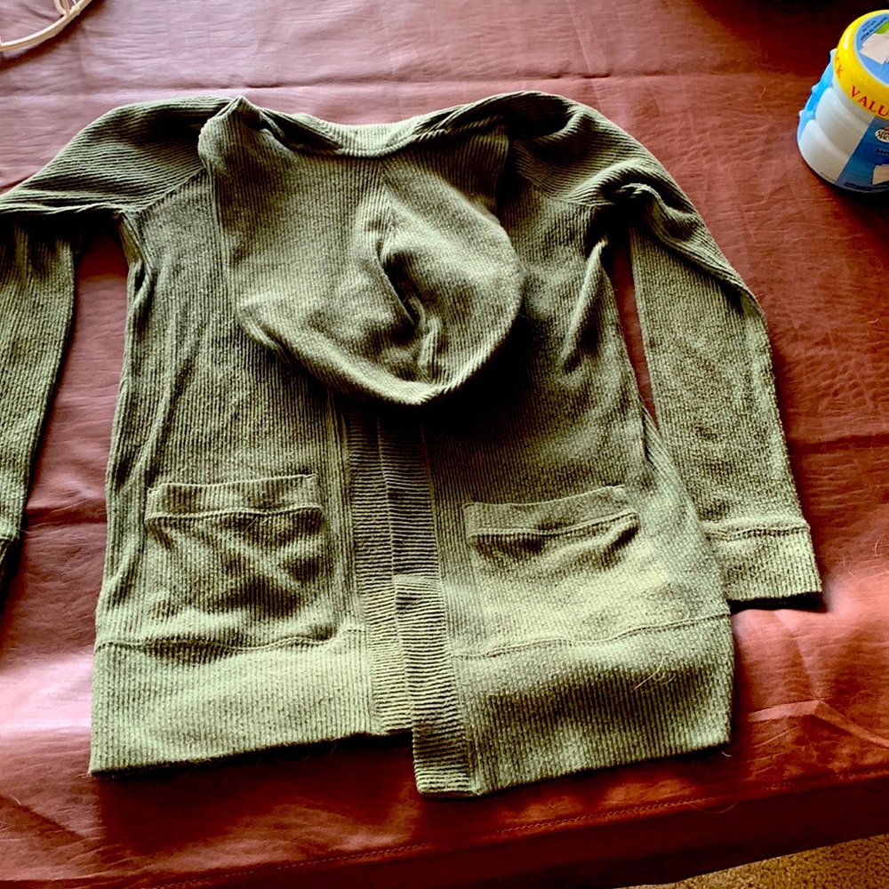 Green SO cardigan small